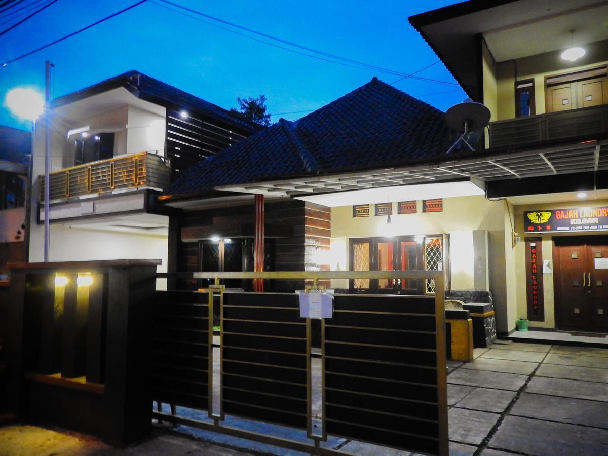Wisma tamu Rumah Wayang